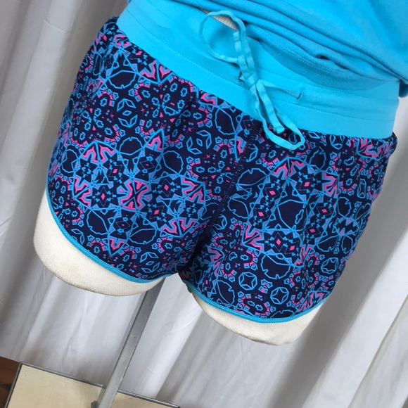 Fabletics XS shorts running yoga exercise NICE - Picture 2 of 7